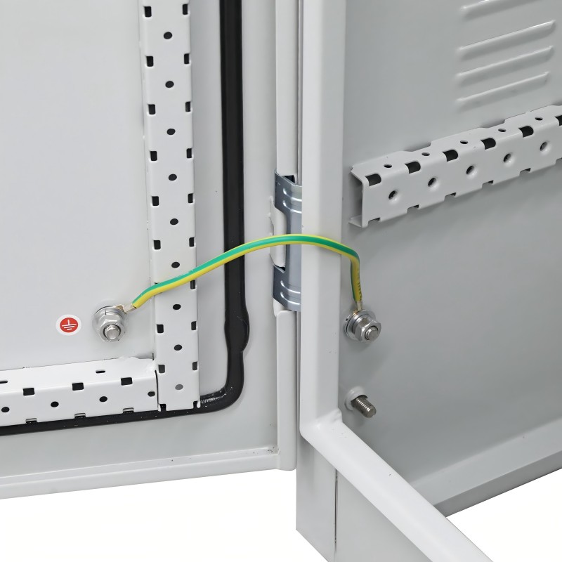 Heavy-Duty Metal XL-21 Power Control Cabinet